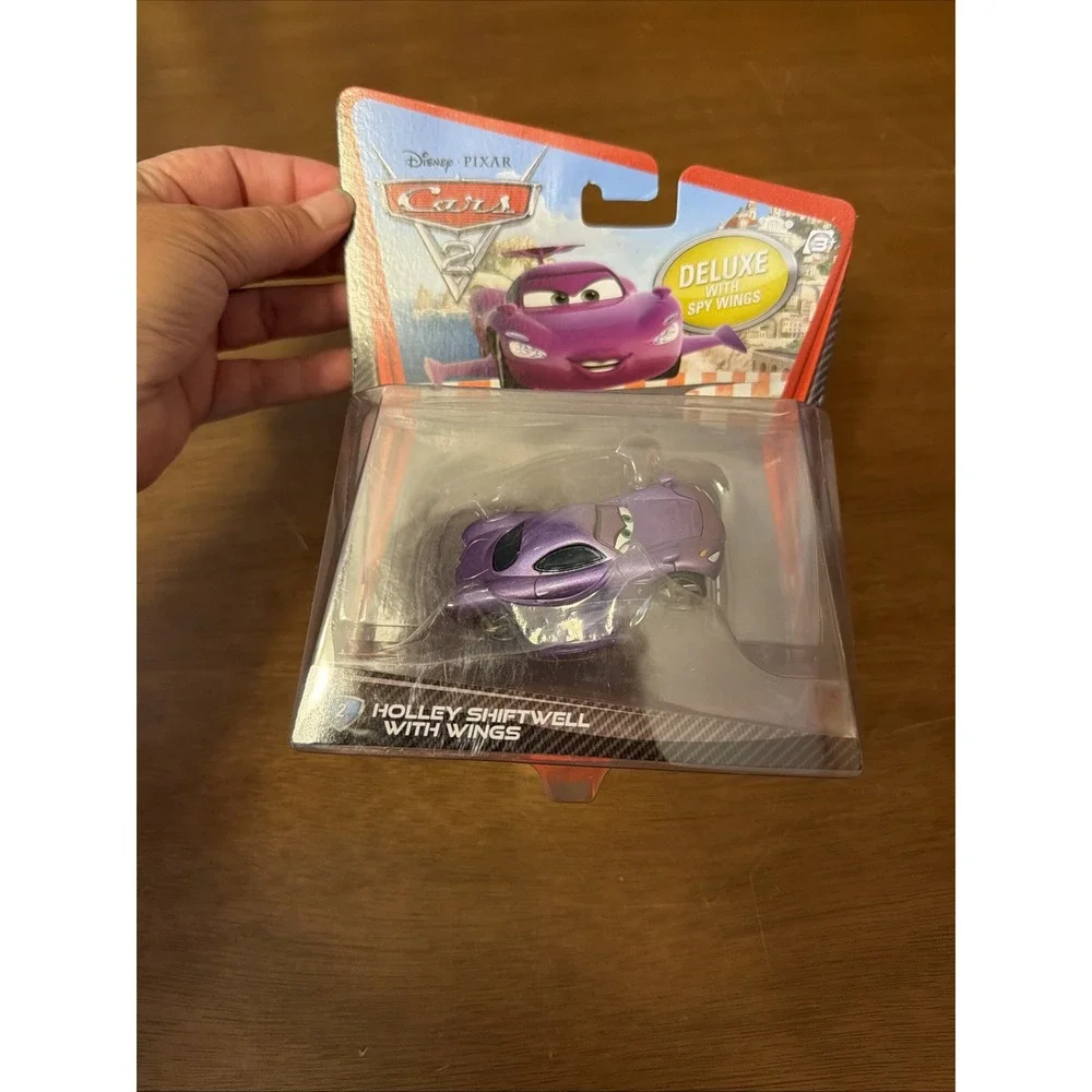 Disney Pixar Cars 2 Holley Shiftwell Deluxe with SPY Wings Mattel BRAND NEW 2010